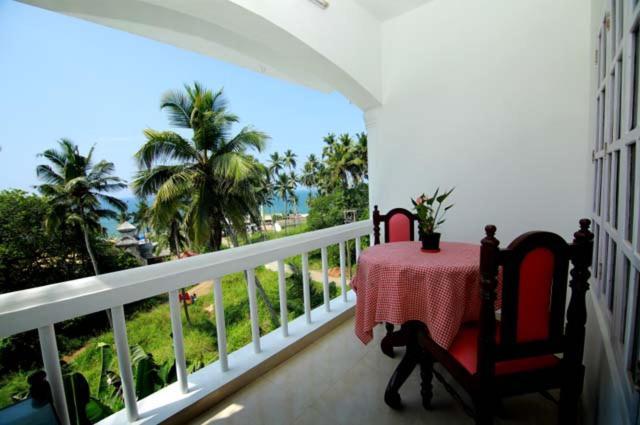 Lyba Homestay Thiruvananthapuram ภายนอก รูปภาพ