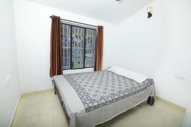 Lyba Homestay Thiruvananthapuram ภายนอก รูปภาพ
